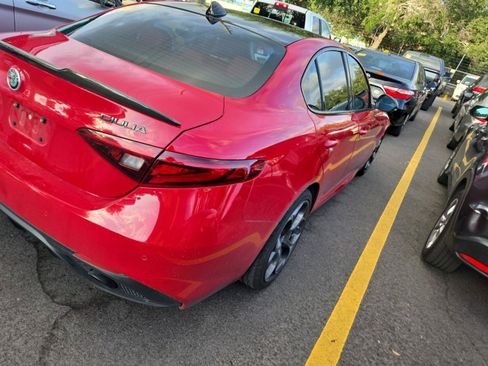 Used 2019 Alfa Romeo Giulia Ti Sport w/ Quick Order Package 22U Sport RWD image 2