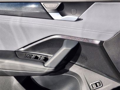 New 2026 Volkswagen Tiguan SE