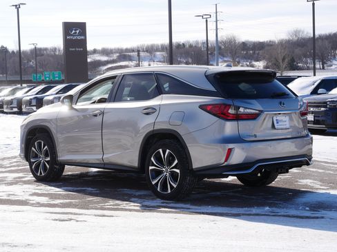 Used 2018 Lexus RX 350L Premium w/ Premium Package image 8