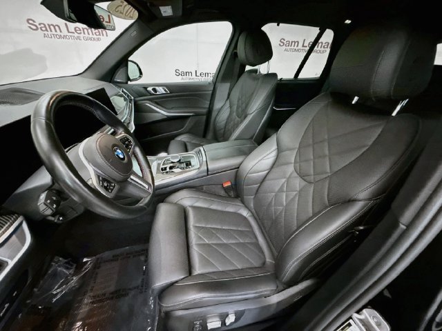 Used 2025 BMW X5 M60i AWD/4WD image 22
