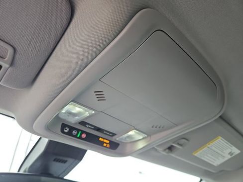 Used 2024 Chevrolet Equinox LS image 27