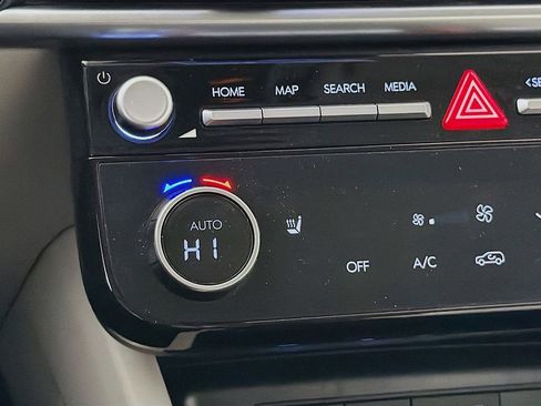 Used 2025 Hyundai Tucson SEL image 22