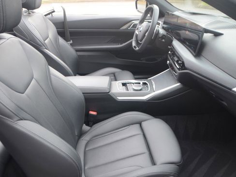 Used 2025 BMW 430i xDrive Convertible w/ Premium Package image 13