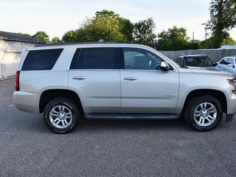 Used 2017 Chevrolet Tahoe LT w/ Luxury Package RWD image 8