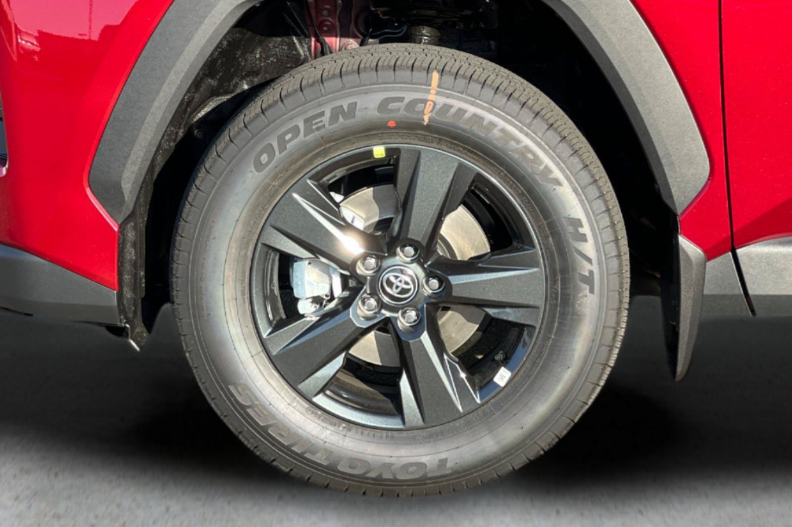 New 2026 Toyota RAV4 LE AWD/4WD image 32