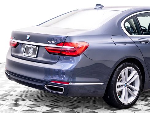 Used 2016 BMW 750i xDrive AWD/4WD image 34