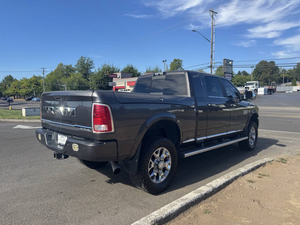 Used 2017 RAM 3500 Laramie Longhorn AWD/4WD image 6