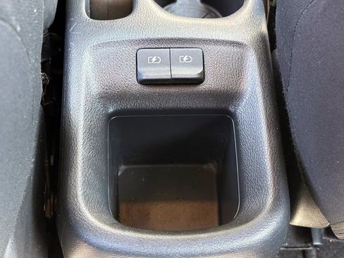 Certified 2022 Nissan Versa SV w/ Trunk Package image 13