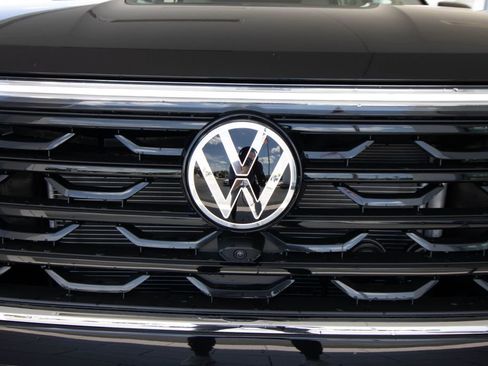 New 2026 Volkswagen Atlas SEL Premium R-Line AWD/4WD image 8