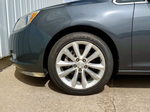 Used 2013 Buick Verano Convenience FWD image 33