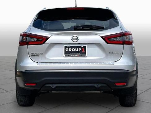 Certified 2022 Nissan Rogue Sport SL w/ Premium Package AWD/4WD image 5