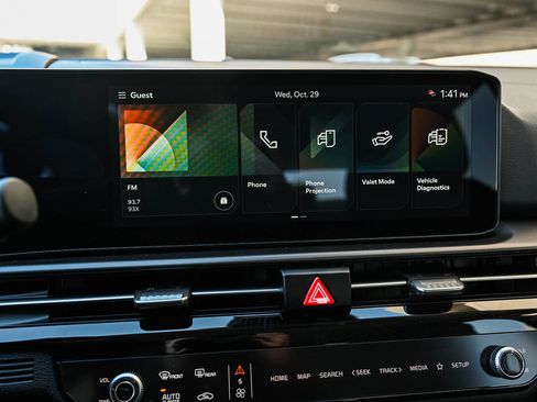 New 2026 Kia Sportage EX w/ EX Panorama Roof Package image 24