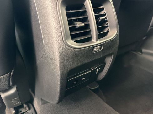 Used 2020 Jeep Cherokee Trailhawk w/ Cold Weather Group AWD/4WD image 32