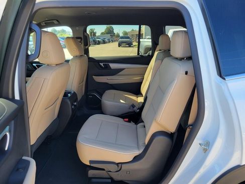 New 2026 Buick Enclave Preferred w/ Power Package image 27