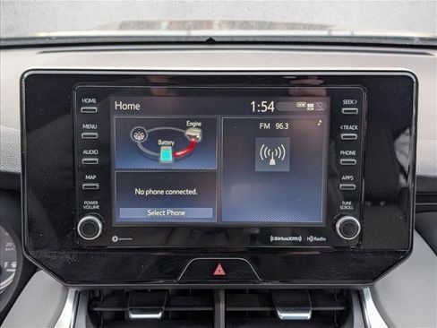 Used 2022 Toyota Venza XLE image 13