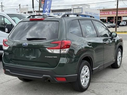Used 2023 Subaru Forester AWD/4WD image 6