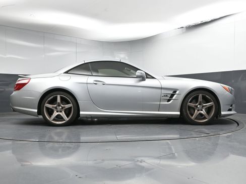 Used 2013 Mercedes-Benz SL 550 image 25