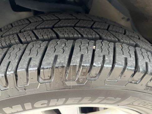 Used 2013 Toyota 4Runner Limited image 28