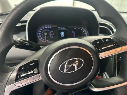 Used 2024 Hyundai Tucson SE image 19