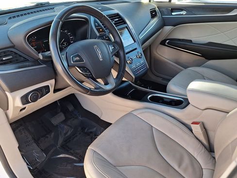 Used 2019 Lincoln MKC Reserve w/ MKC Climate Package image 10