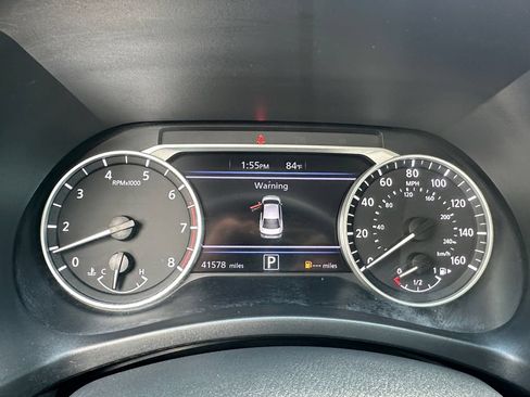 Used 2024 Nissan Sentra SV FWD image 18