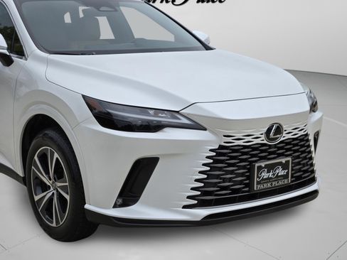 Used 2025 Lexus RX 350 Premium w/ Accessory Package (Z1) FWD image 32