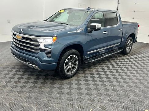 Used 2024 Chevrolet Silverado 1500 High Country w/ Technology Package image 19