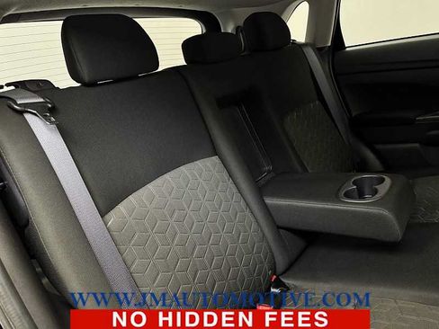 Used 2025 Mitsubishi Outlander Sport LE AWD/4WD image 18