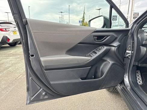 Used 2025 Subaru Crosstrek 2.5i Sport AWD/4WD image 17