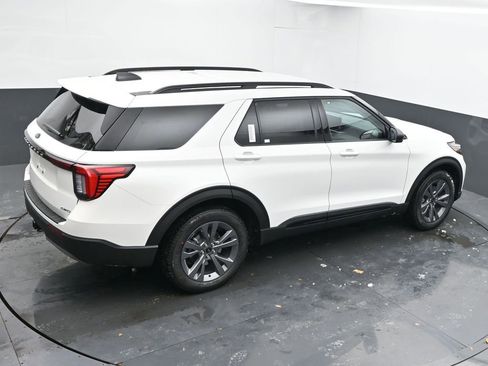 New 2026 Ford Explorer Active w/ Active Comfort Package image 40