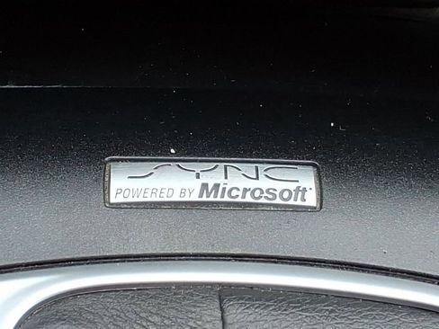 Used 2014 Ford Fusion SE w/ Equipment Group 202A FWD image 19