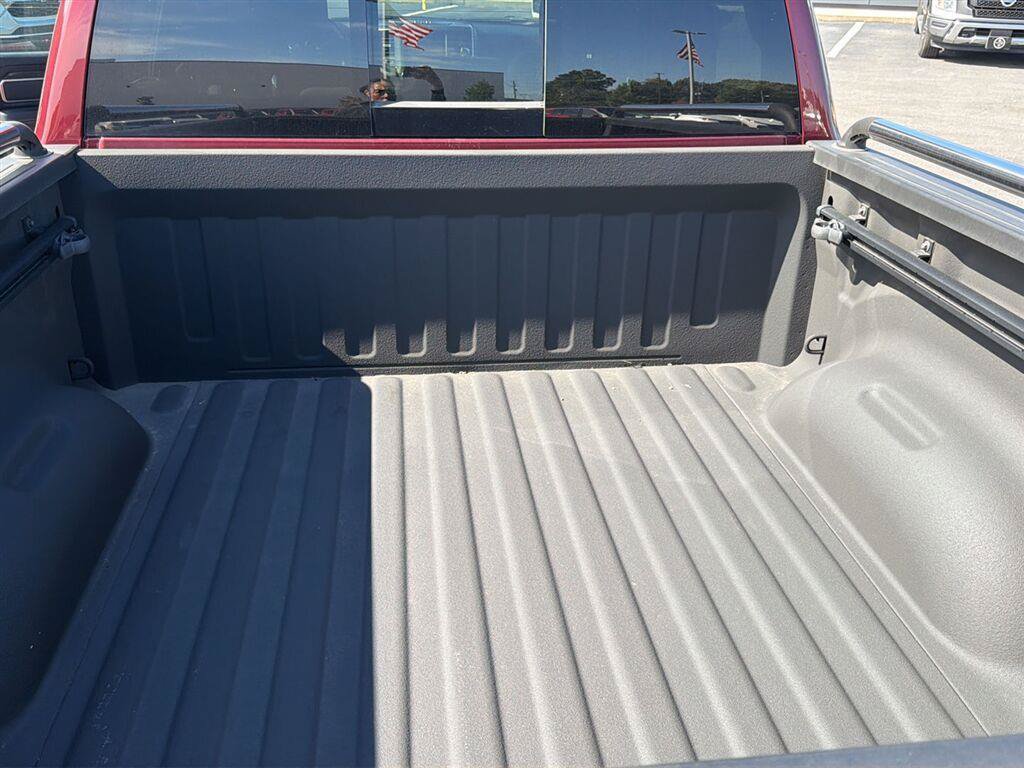 Used 2024 RAM 1500 Big Horn AWD/4WD image 13