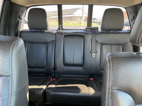 Used 2010 Ford F150 Lariat image 10