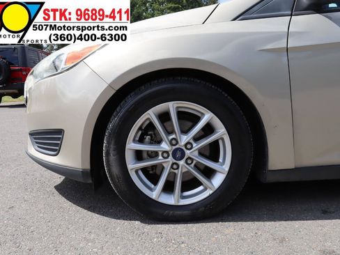 Used 2016 Ford Focus SE FWD image 23