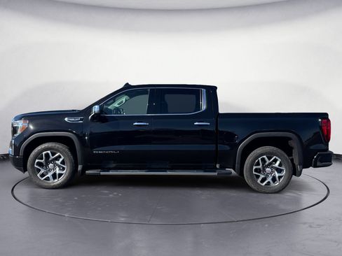 Used 2021 GMC Sierra 1500 Denali w/ Driver Alert Package II AWD/4WD image 3