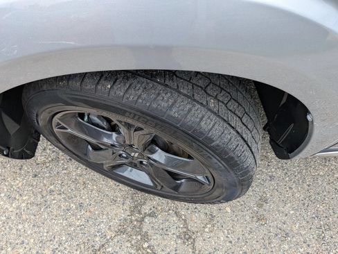 Used 2020 Dodge Journey Crossroad FWD image 11