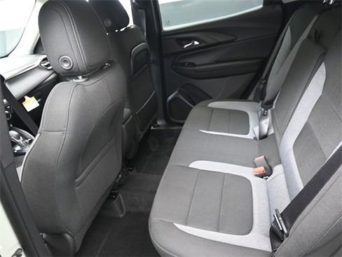 New 2026 Chevrolet TrailBlazer LT w/ Convenience Package image 9