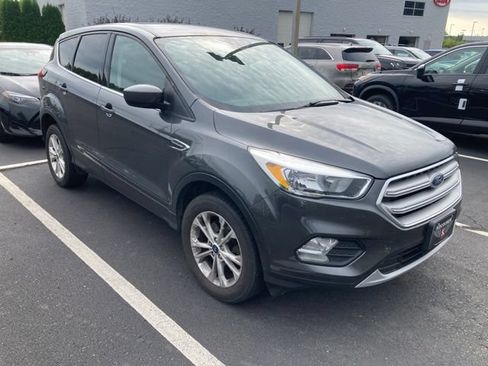 Used 2019 Ford Escape SE AWD/4WD image 1