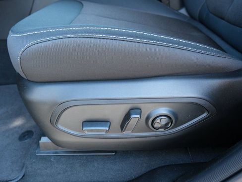 New 2025 Jeep Grand Cherokee Laredo w/ Luxury Tech Group I AWD/4WD image 25