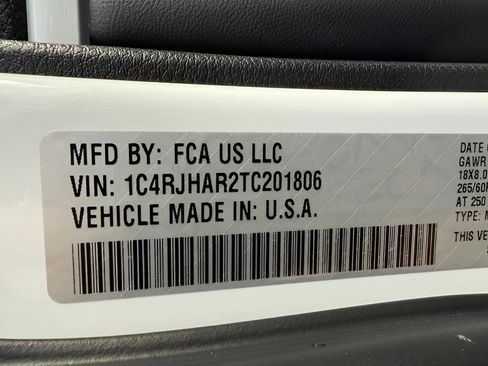 New 2026 Jeep Grand Cherokee Altitude AWD/4WD image 29