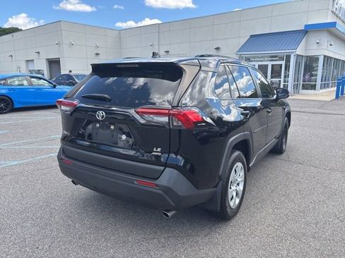 Used 2020 Toyota RAV4 LE w/ All Weather Liner Package AWD/4WD image 7