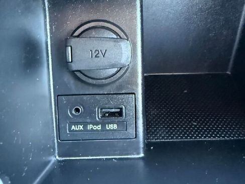 Used 2013 Hyundai Elantra FWD image 16