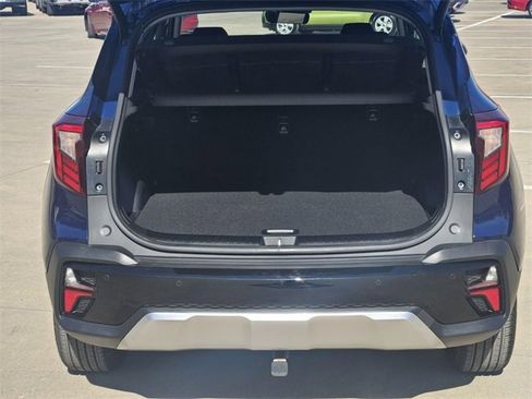 Certified 2025 Kia Seltos EX image 9