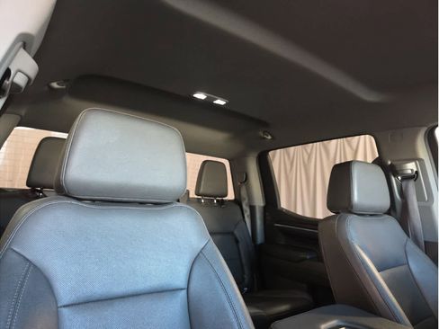 Used 2024 GMC Sierra 1500 SLT image 12