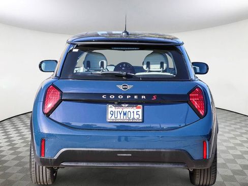 Used 2025 MINI Cooper S image 6