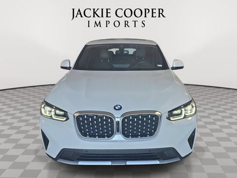 Used 2024 BMW X4 xDrive30i w/ Parking Assistance Package AWD/4WD image 2