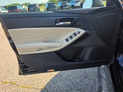 Used 2019 Toyota Avalon Limited w/ All Weather Liner Package FWD image 20