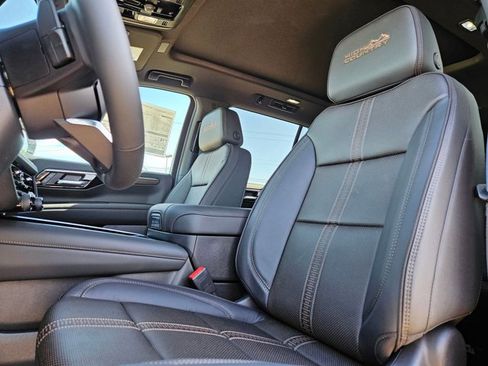 New 2026 Chevrolet Tahoe High Country w/ Sun And Tow Package AWD/4WD image 4