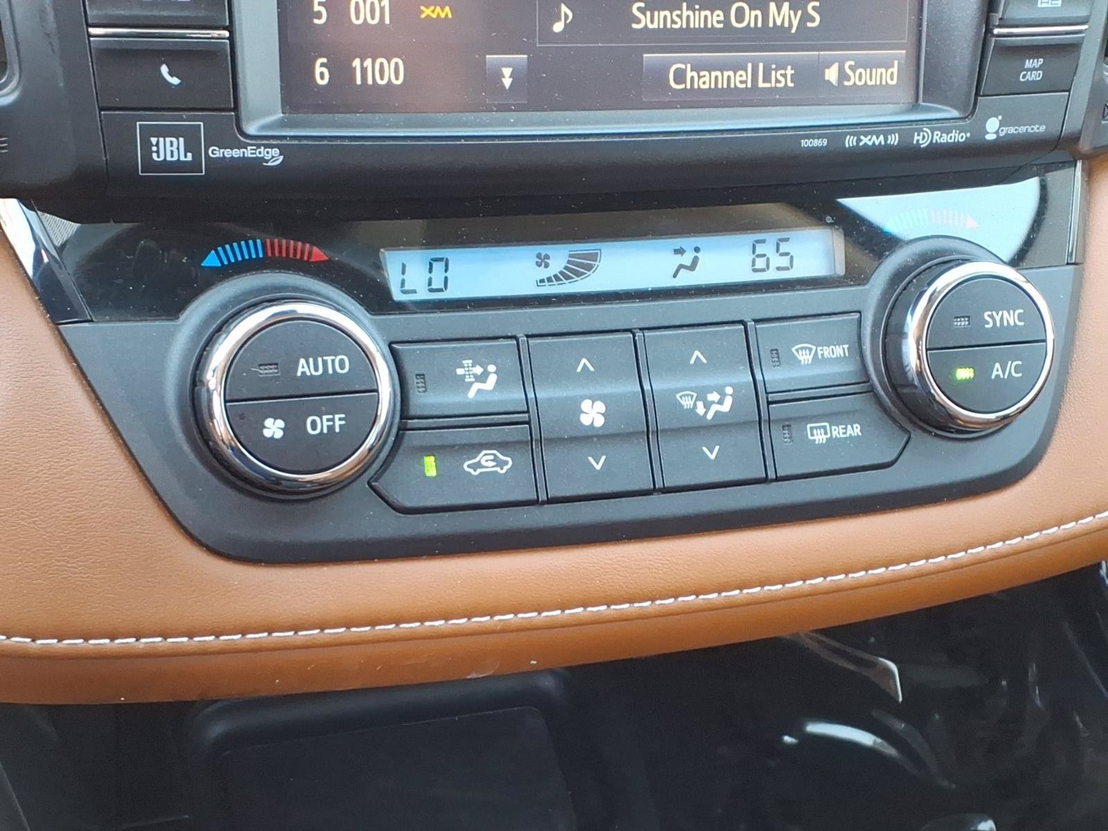 Used 2018 Toyota RAV4 Limited w/ Advanced Technology Package FWD image 31