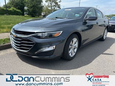 Used 2021 Chevrolet Malibu LT FWD image 1